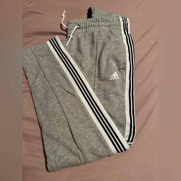 Adidas sweats, Size XS - Picture 2 of 3